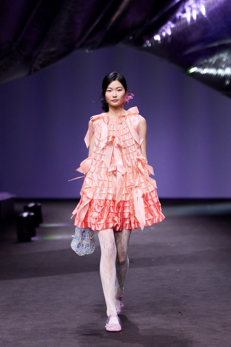 Si te gusta lo etéreo y romántico, necesitas a Susan Fang