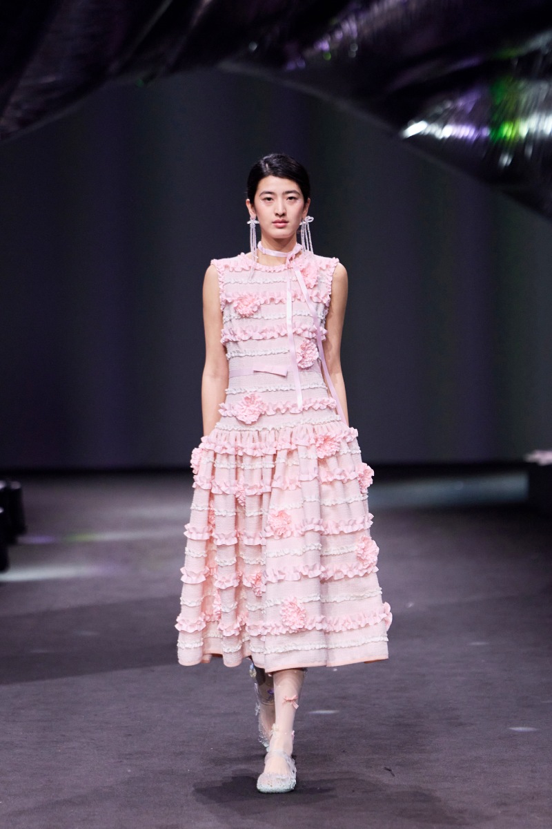 Si te gusta lo etéreo y romántico, necesitas a Susan Fang