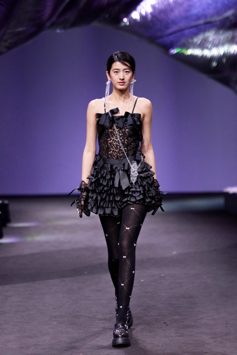 Si te gusta lo etéreo y romántico, necesitas a Susan Fang