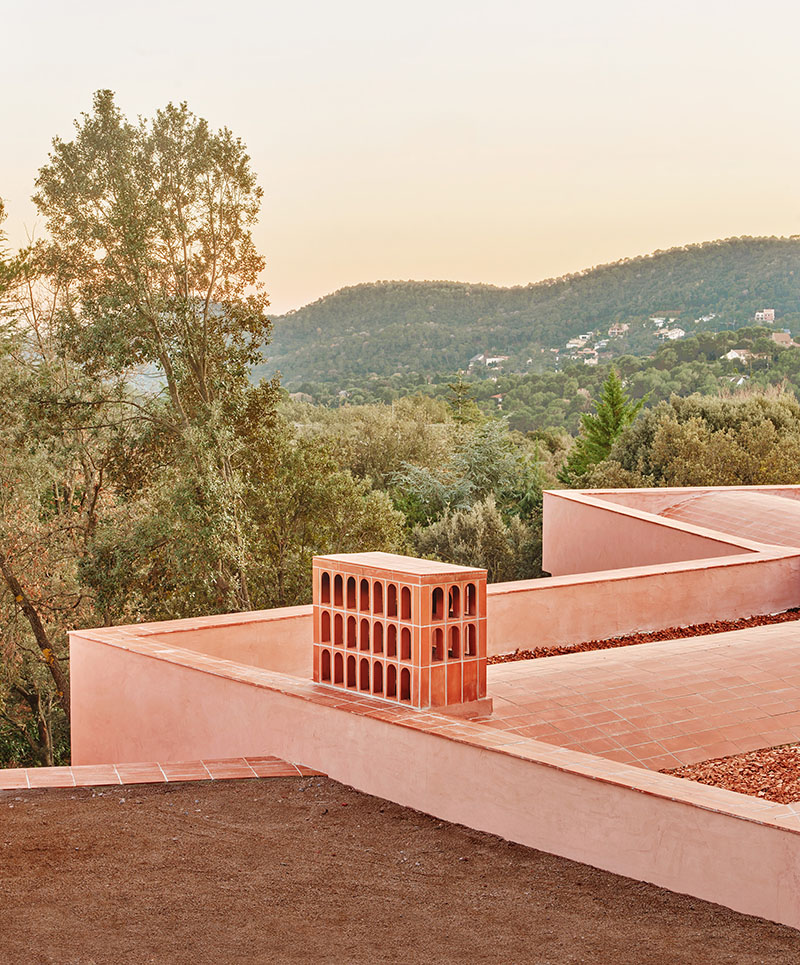 Twobo crea Casa Sota la Mola, integrada en Matadepera