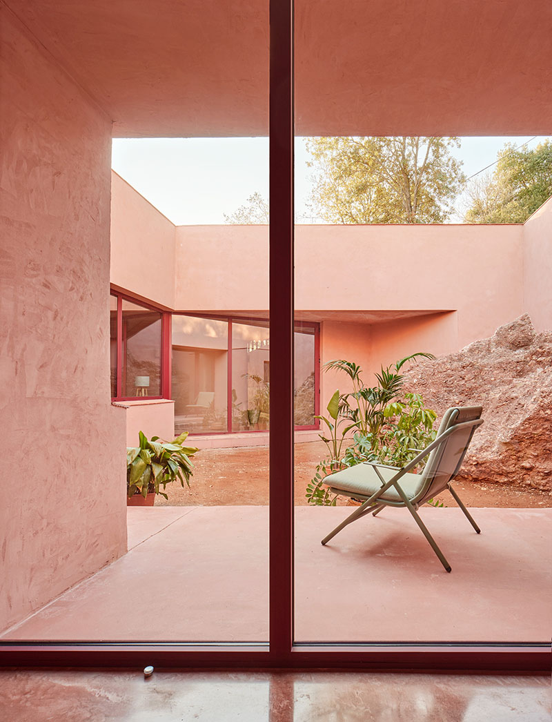 Twobo crea Casa Sota la Mola, integrada en Matadepera