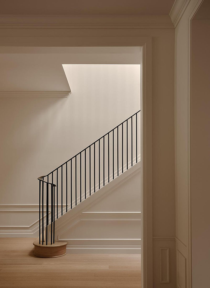 Vives St-Laurent renueva una casa sin romper con su origen