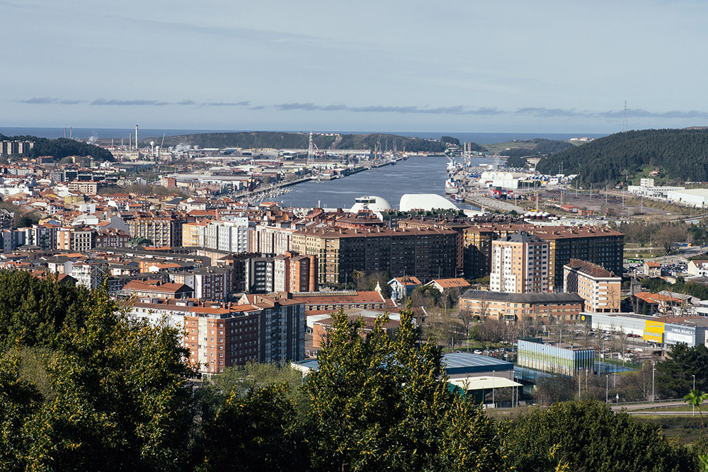 Avilés se convierte en escenario de la Bienal Climática