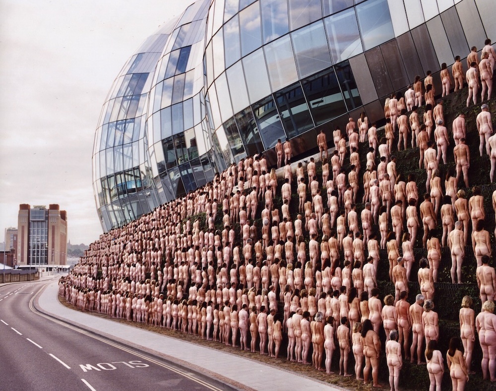Spencer Tunick vendrá a Gran Canaria a gritar con colores