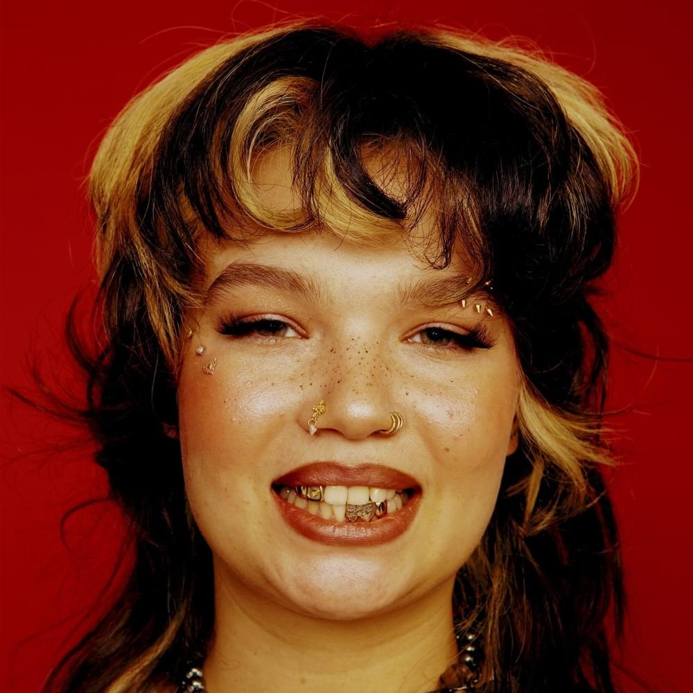 Lola Young colabora con James Blake en From Down Here
