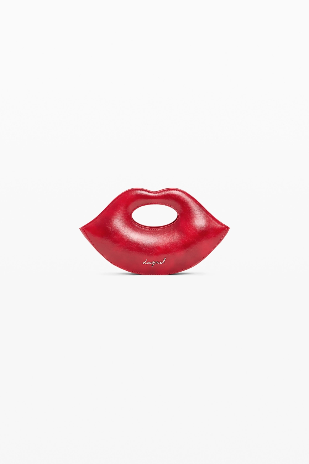 Tu bolso Desigual, sin flecos ni messy; solo labios rojos