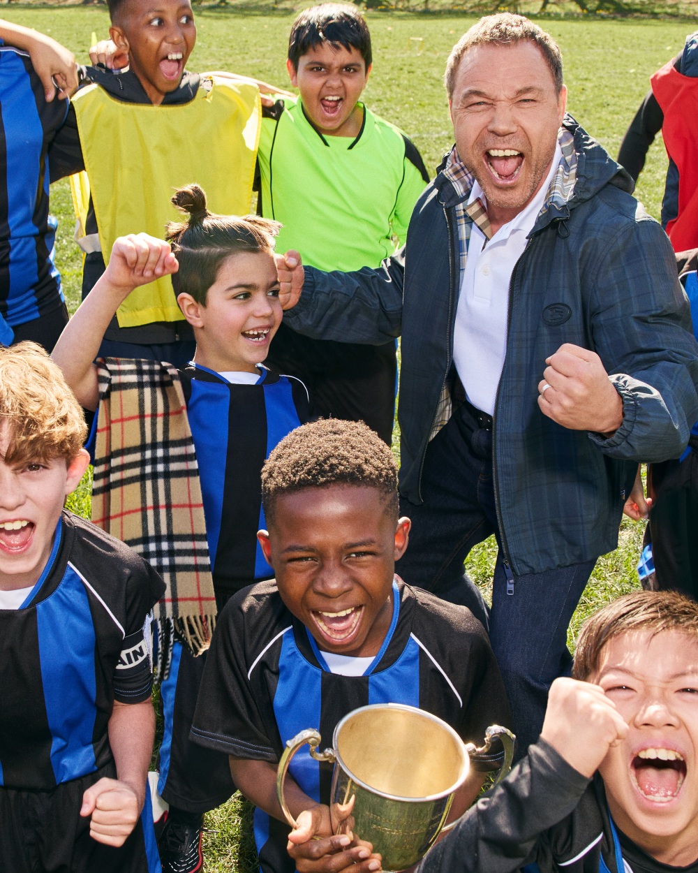 Burberry celebra la cultura deportiva para Otoño 2026