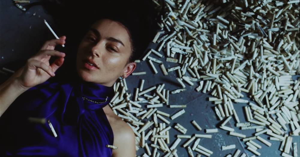 Charli XCX ¿deja atrás su era Brat y se adentra al rock?