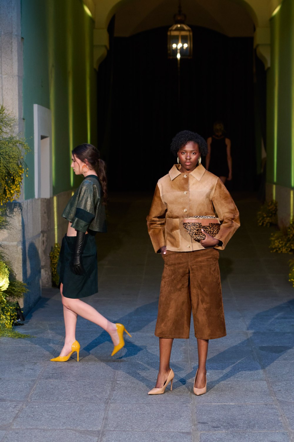 La moda de Bogotá llega a Madrid con identidad y artesanía
