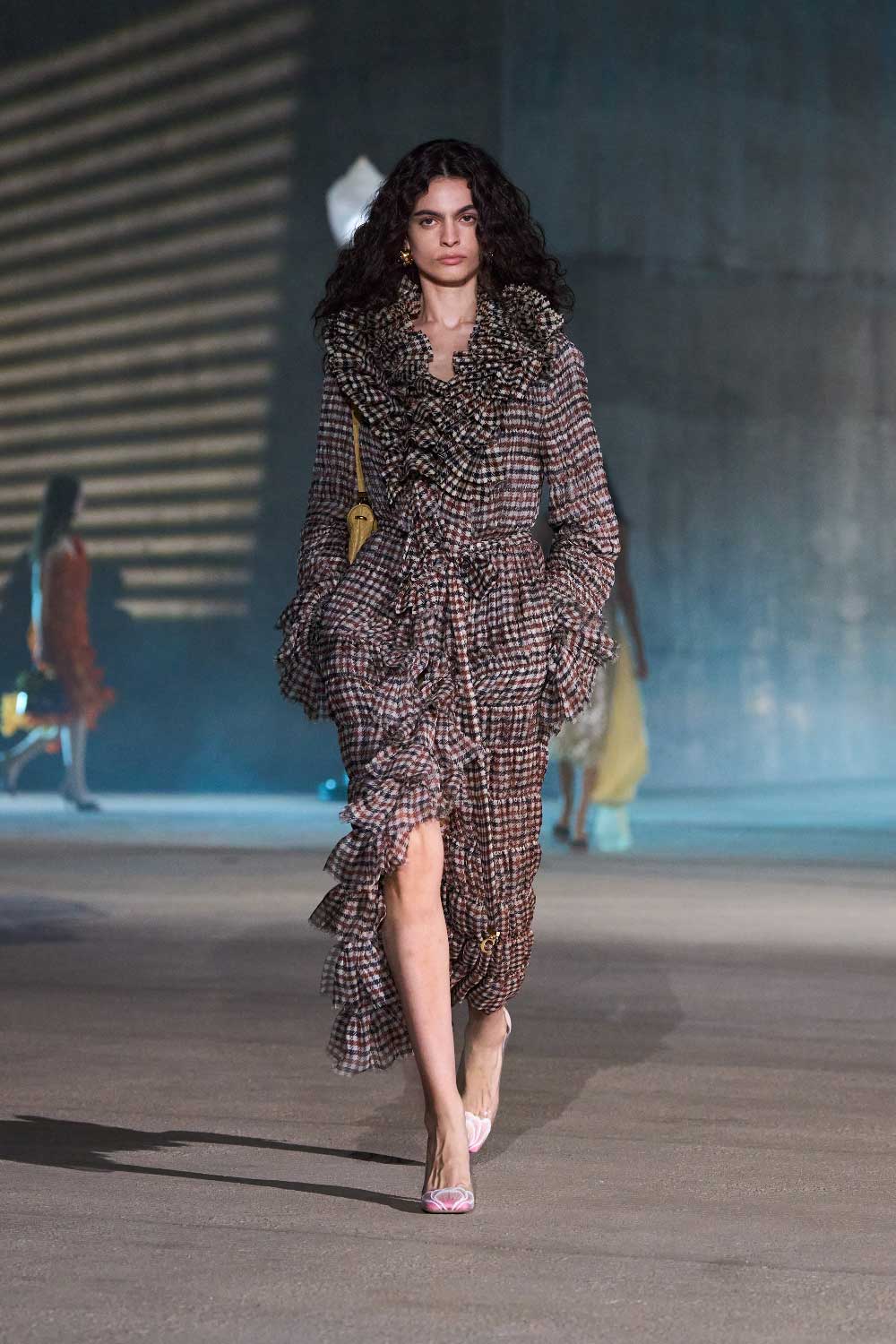 Dior Cruise 2027: El sueño de Hollywood en Wilshire Blvd