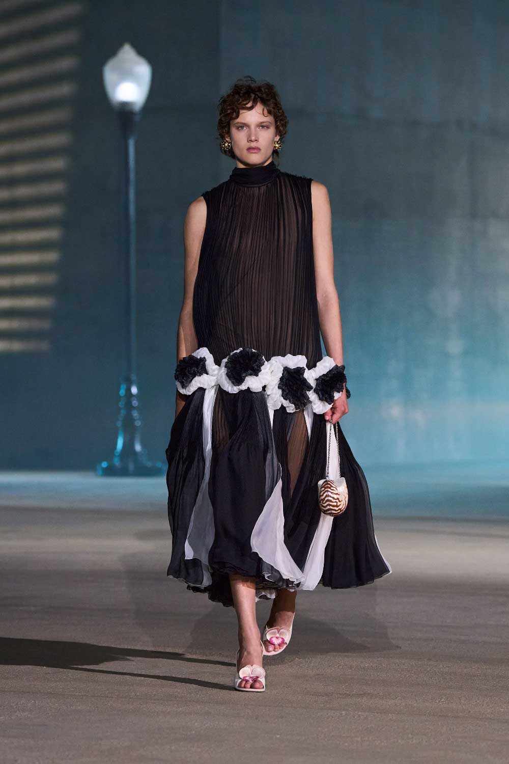 Dior Cruise 2027: El sueño de Hollywood en Wilshire Blvd