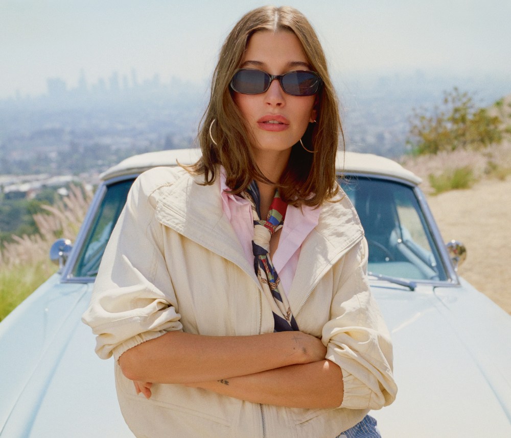 Hailey Bieber es la referencia del look Mango 2026