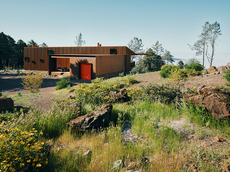 Vivir con el riesgo: Faulkner Architects proyecta Pine Flat