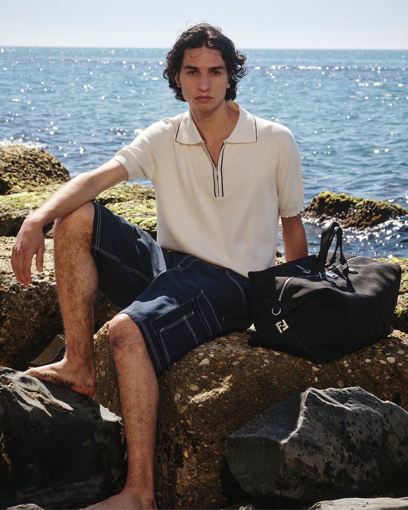 Fendi nos da una masterclass de estilo mediterráneo