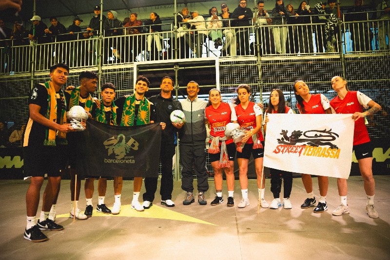 Nike Toma Barcelona con fútbol callejero y música urbana