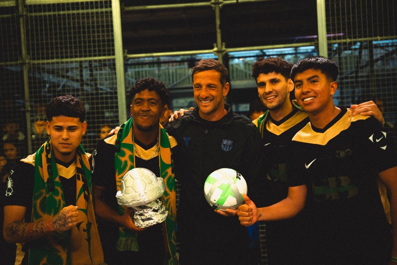Nike Toma Barcelona con fútbol callejero y música urbana