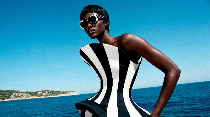 Etnia Barcelona suma el color vibrante de Ibiza a sus gafas