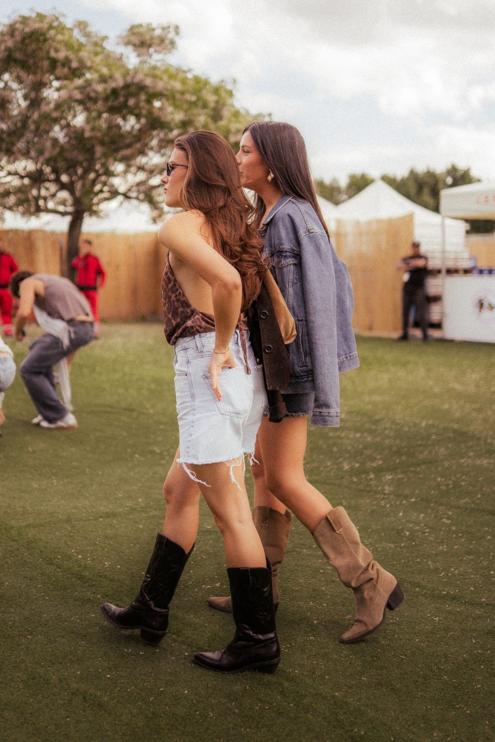 Ideas de outfits de festival con ropa que ya tienes