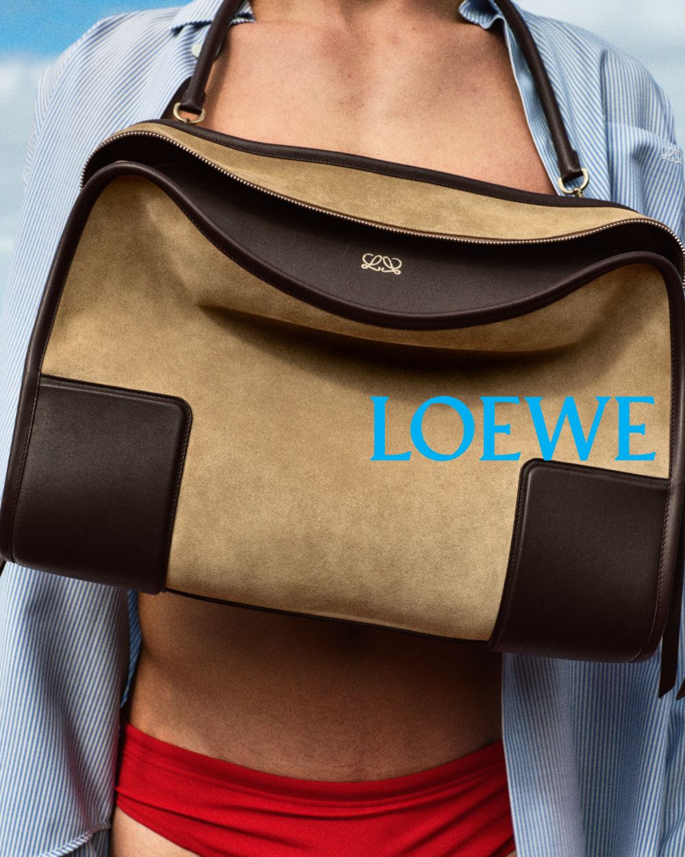 Loewe enfrenta sensualidad y función con su nuevo armario