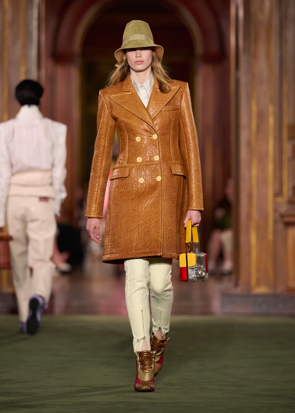 Louis Vuitton mira a las calles neoyorquinas en Cruise 2027