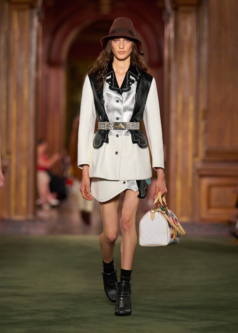 Louis Vuitton mira a las calles neoyorquinas en Cruise 2027