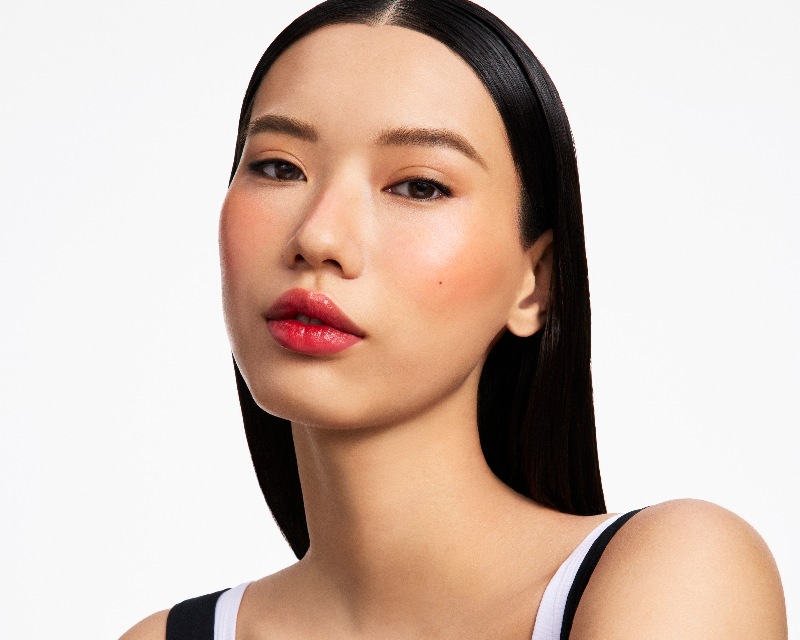El maquillaje con brillos de Dolce & Gabbana que triunfa