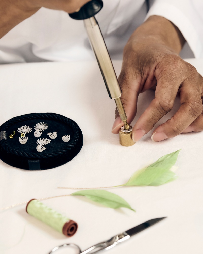 Guerlain celebra su perfume más icónico con artesanía