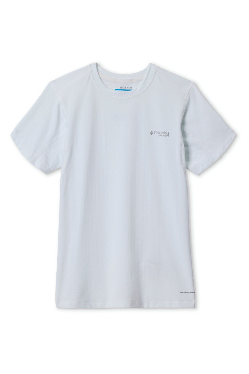 Columbia estrena su ropa más fría para senderismo