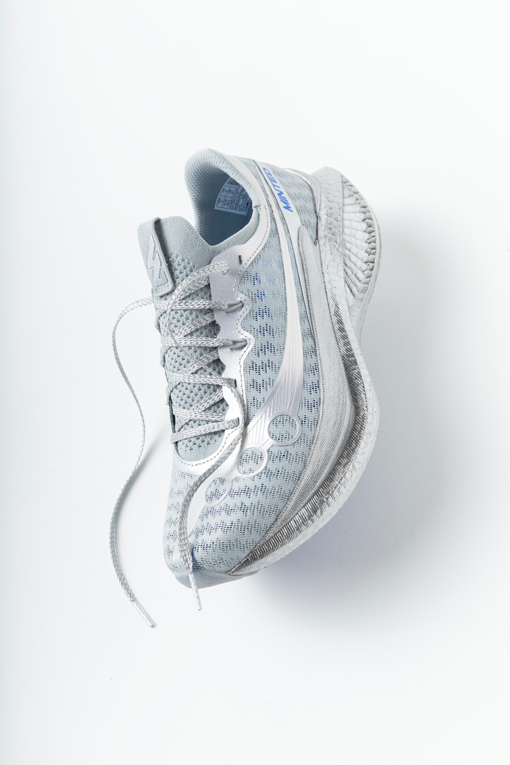 Minted le da un twist a las Endorphin Pro 5 de Sacuony