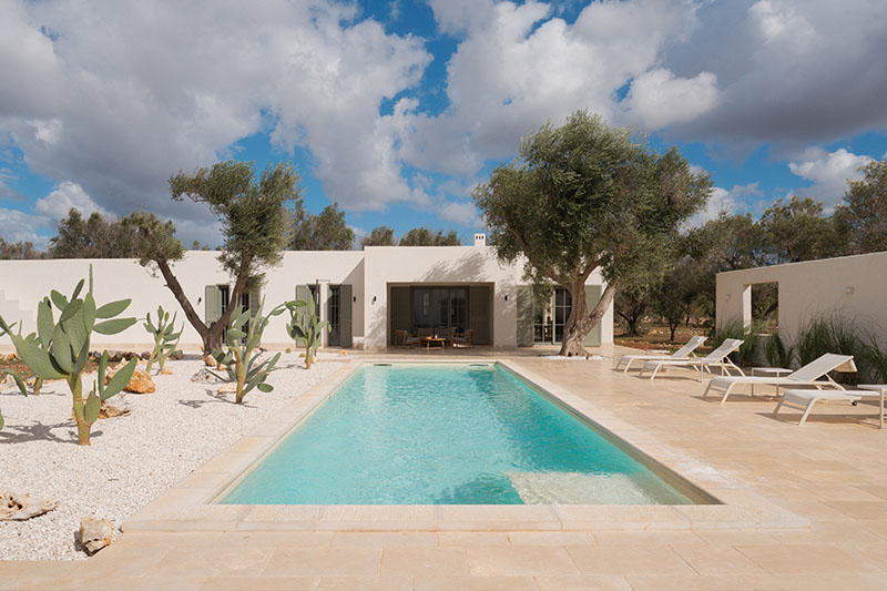 Villa Normanni Puglia, el apacible retiro de Urban Interior