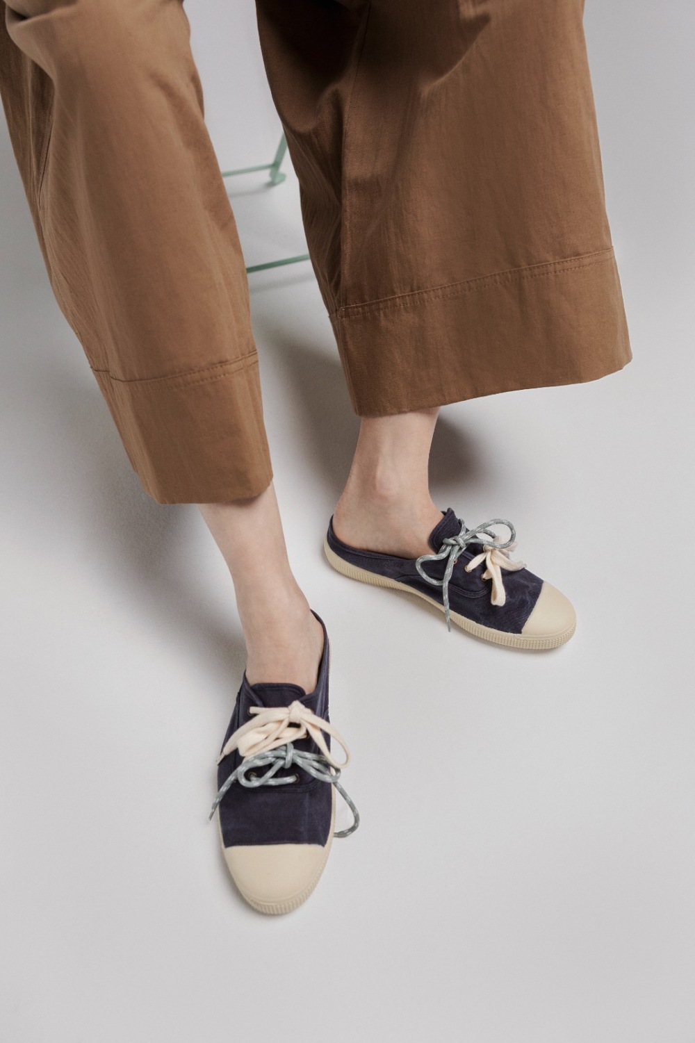 Las Victoria de siempre tienen estilo mule y doble cordón