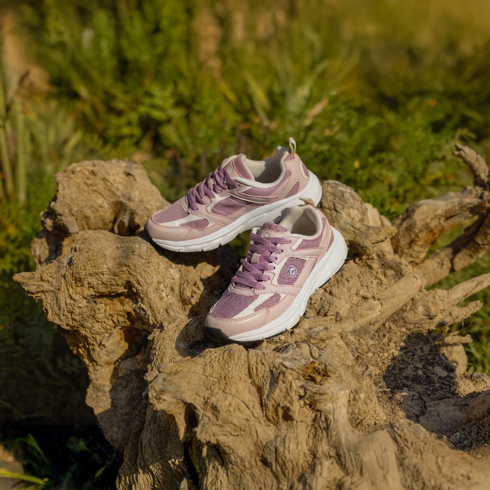 J’hayber reformula el running con zapatillas de tendencia