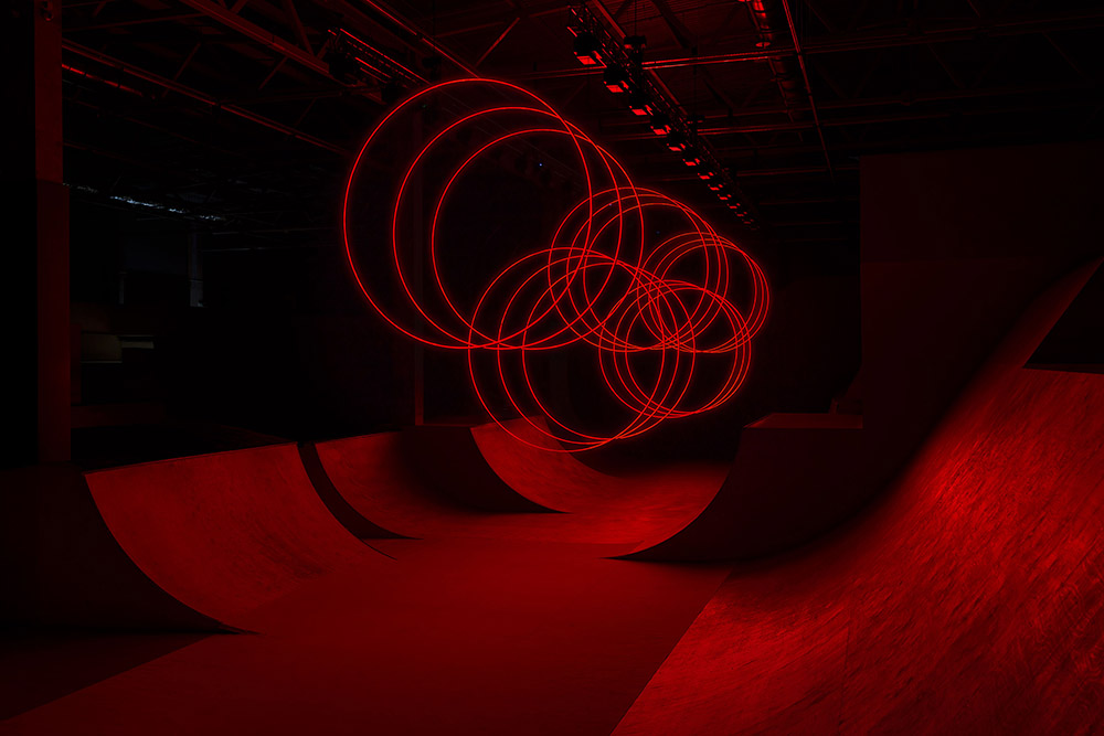 SpY ilumina Kazán con Cycles N2 una pieza de luz y tiempo