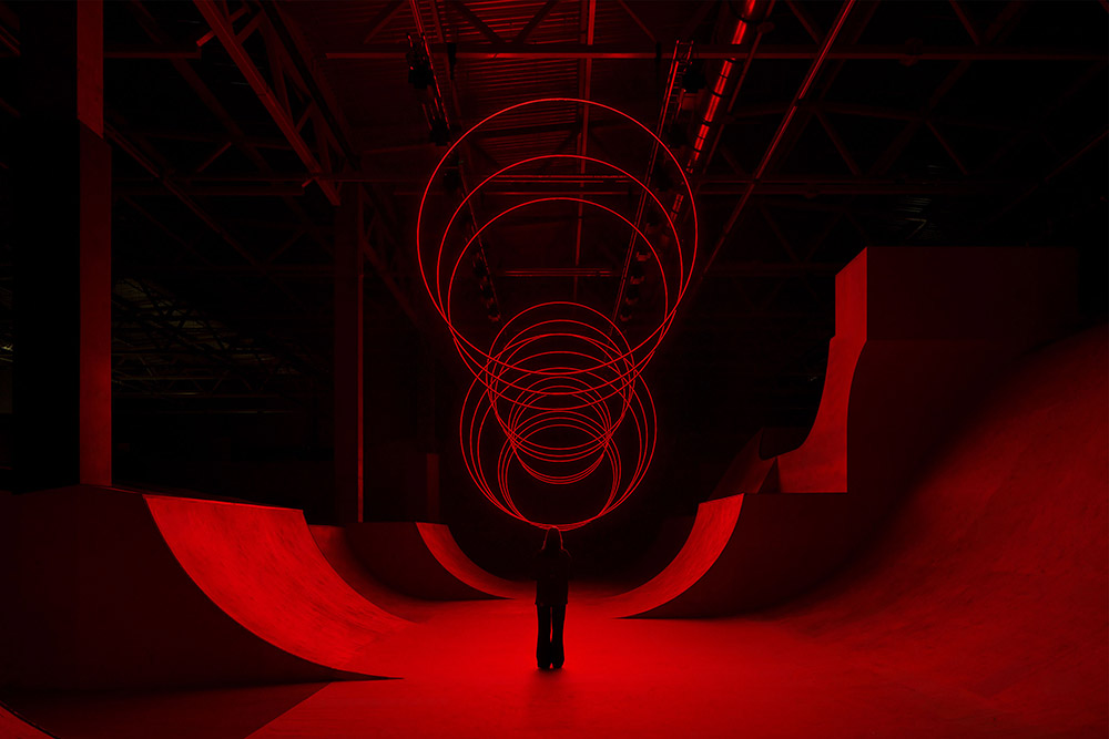 SpY ilumina Kazán con Cycles N2 una pieza de luz y tiempo