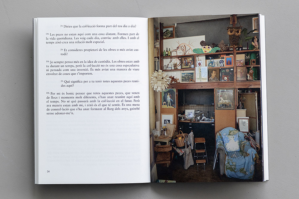 Daniel Riera convierte su colección en autobiografía visual