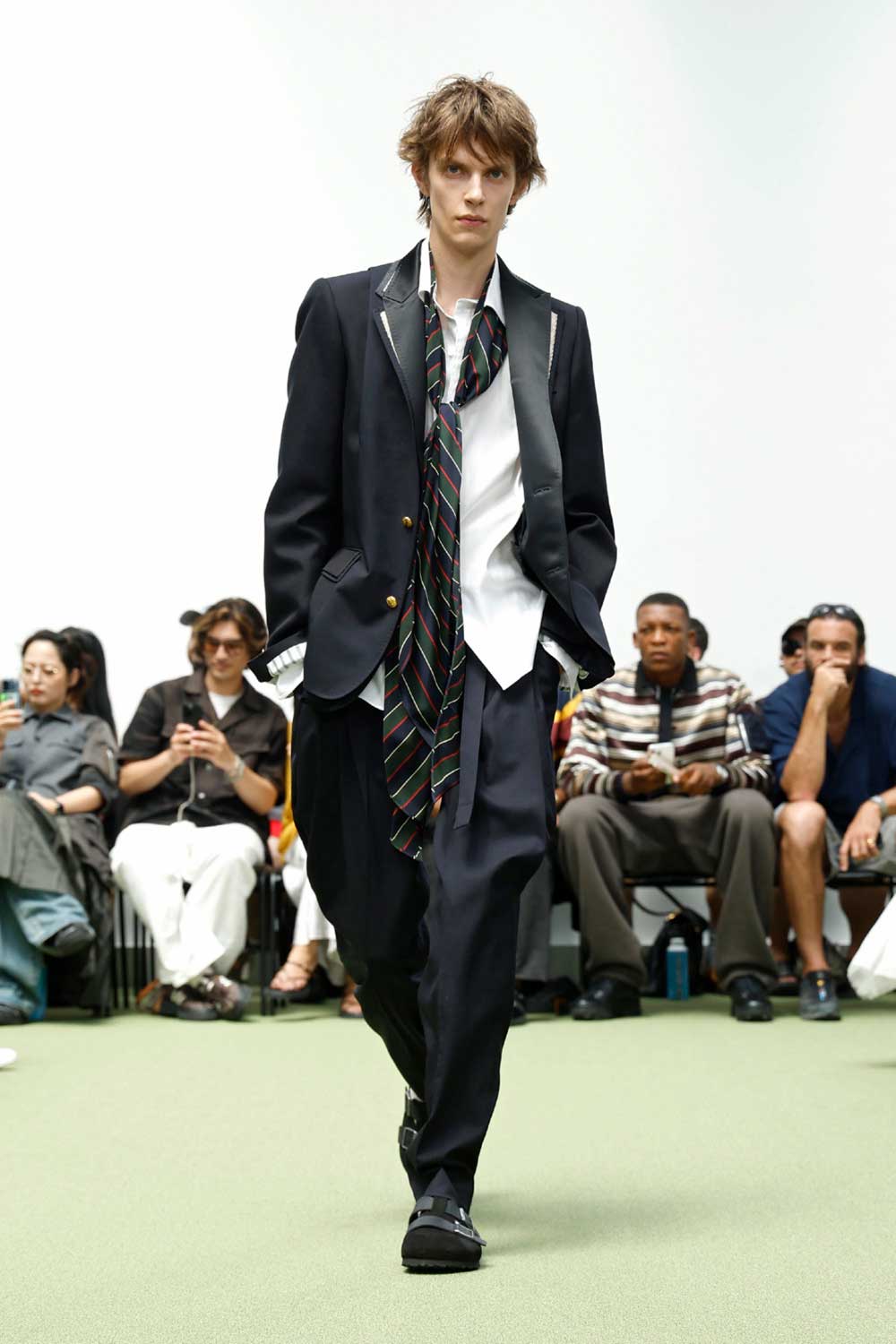 Sacai fusiona y reconstruye los iconos de Birkenstock