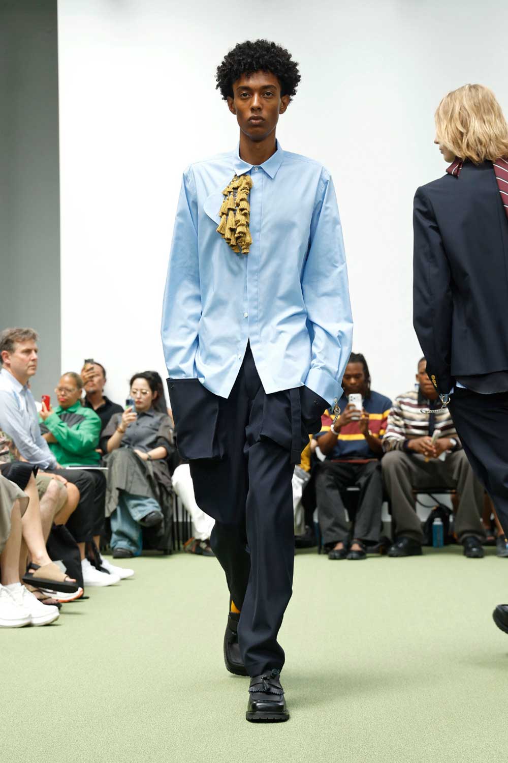 Sacai fusiona y reconstruye los iconos de Birkenstock