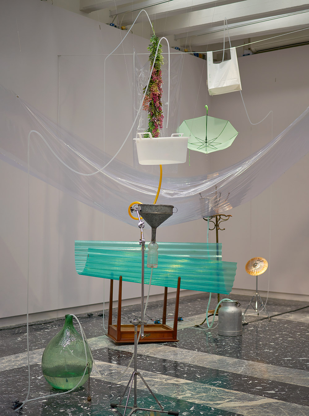 Yuko Mohri. El arte de lo imprevisible y la transformación