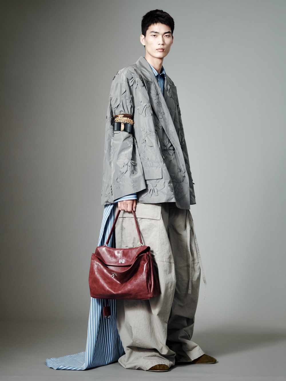 Piccioli reescribe los códigos Couture de Balenciaga