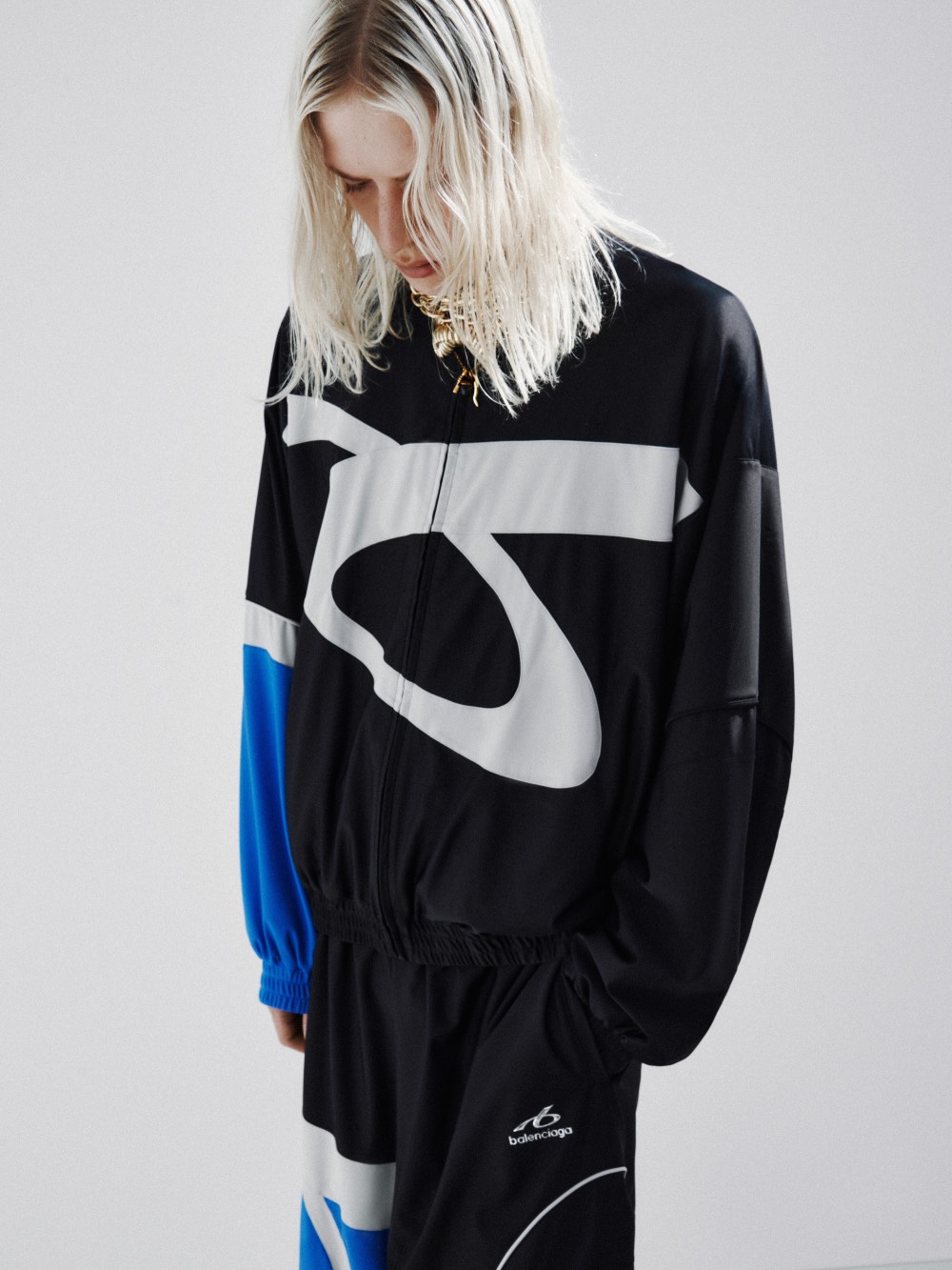 Piccioli reescribe los códigos Couture de Balenciaga