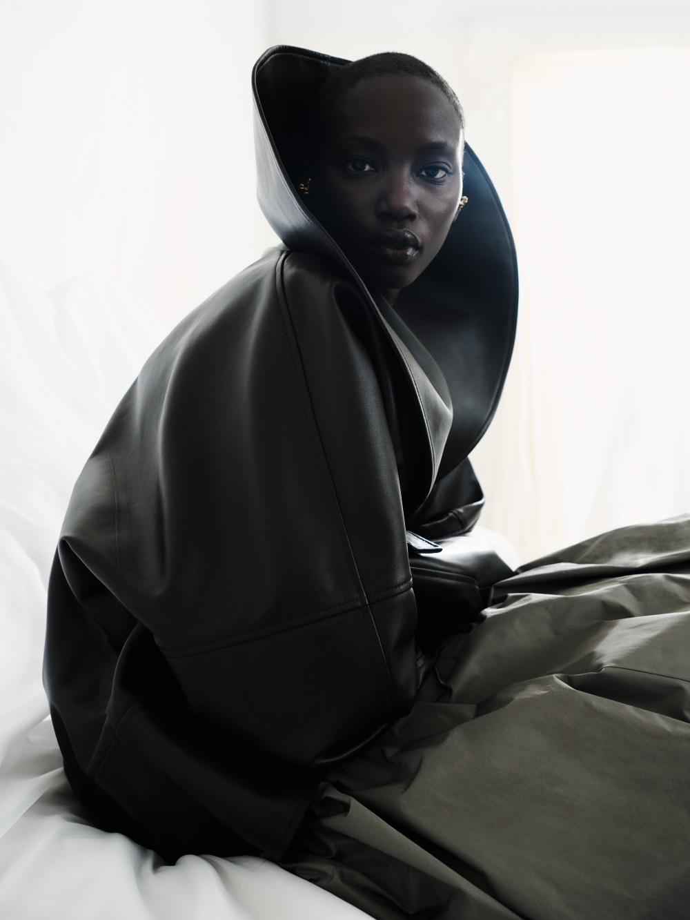 Piccioli reescribe los códigos Couture de Balenciaga