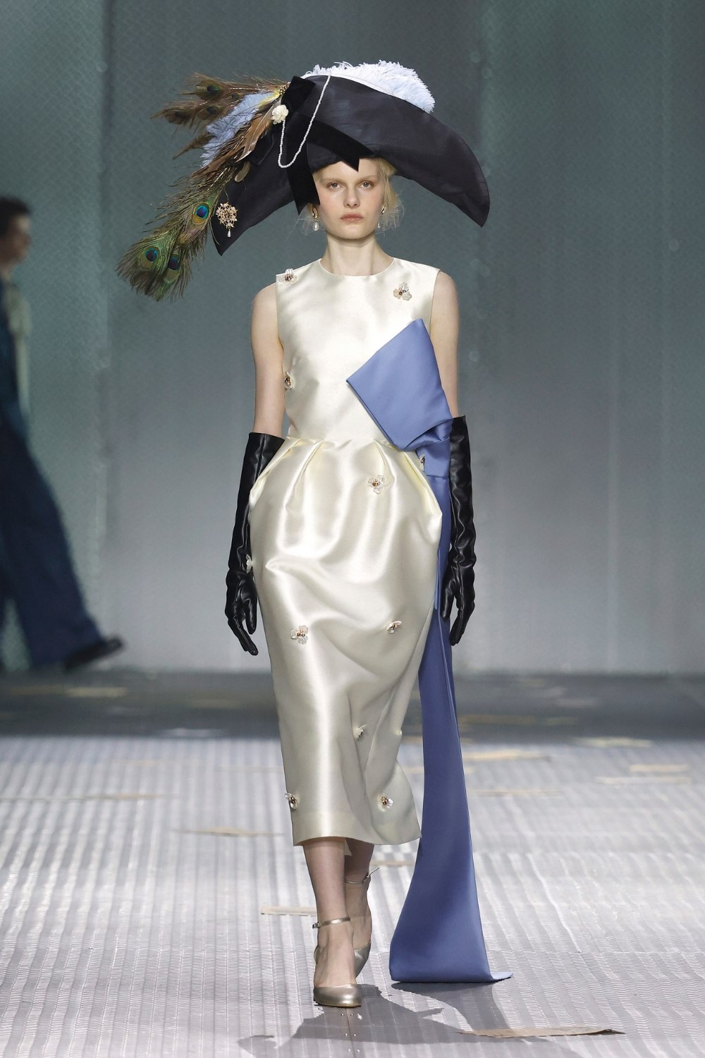 Benavente adapta el romanticismo histórico al diseño unisex