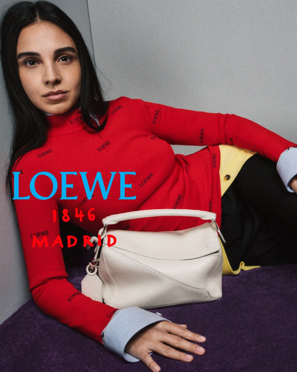 Loewe celebra 180 años de legado con sus bolsos icónicos