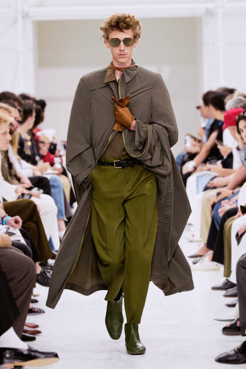 Michael Rider comienza a experimentar en Celine para SS27