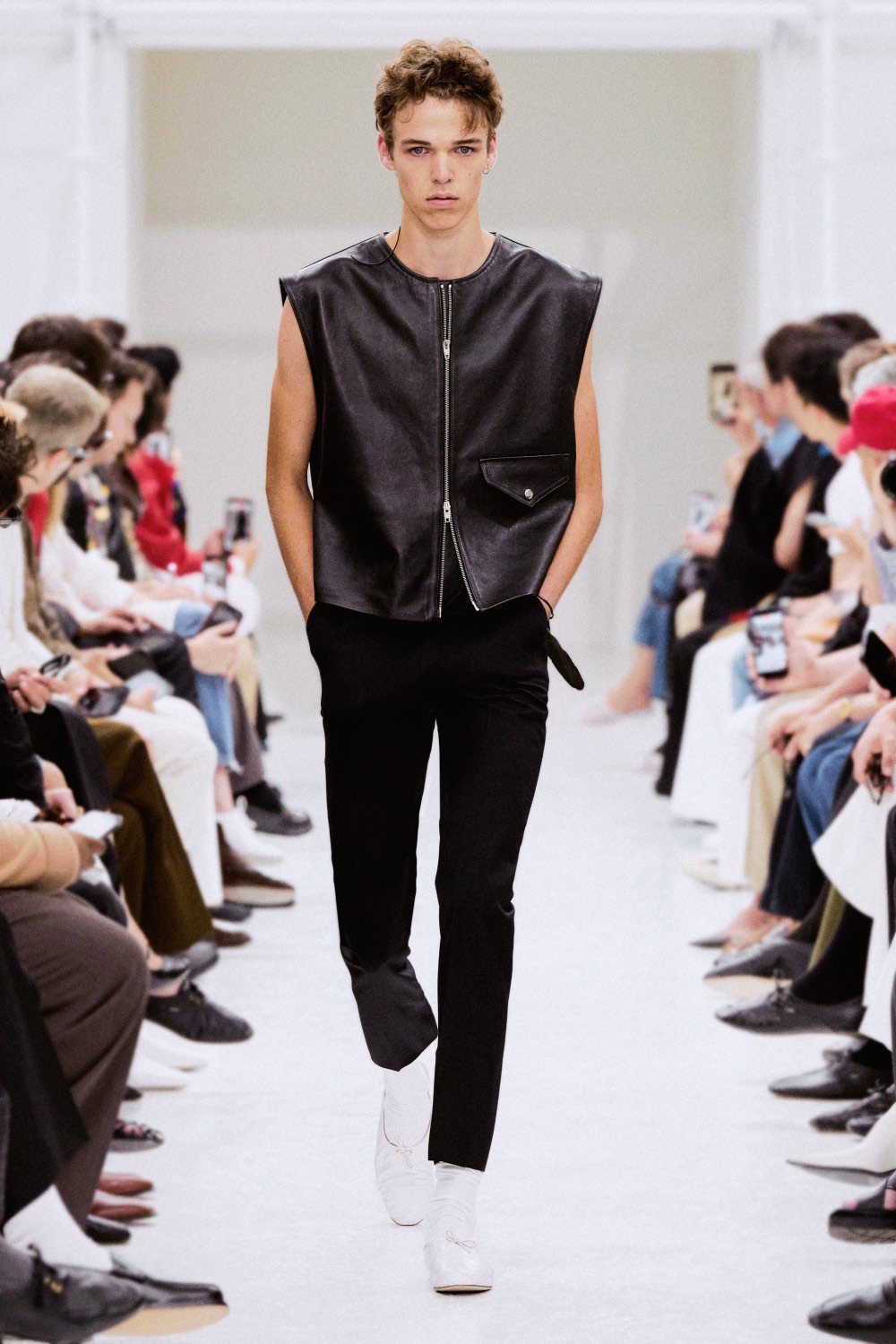 Michael Rider comienza a experimentar en Celine para SS27