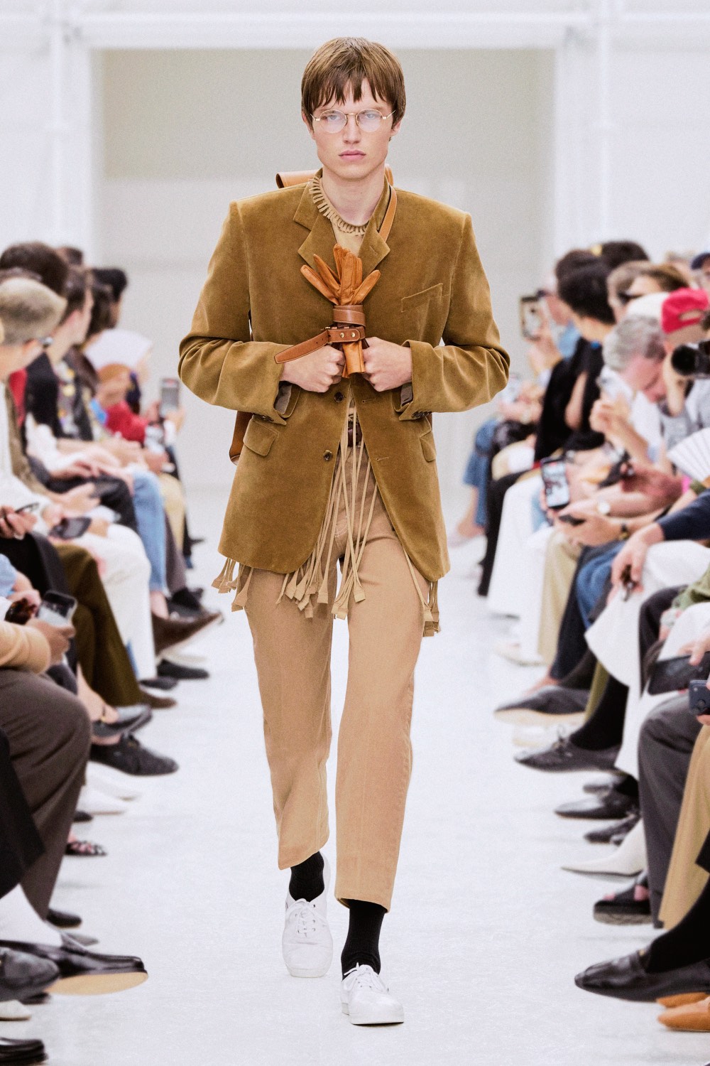 Michael Rider comienza a experimentar en Celine para SS27