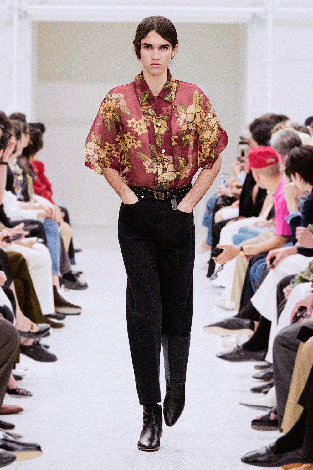 Michael Rider comienza a experimentar en Celine para SS27