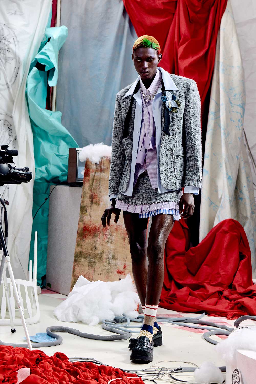 Charles Jeffrey Loverboy SS27, moda para gente especial