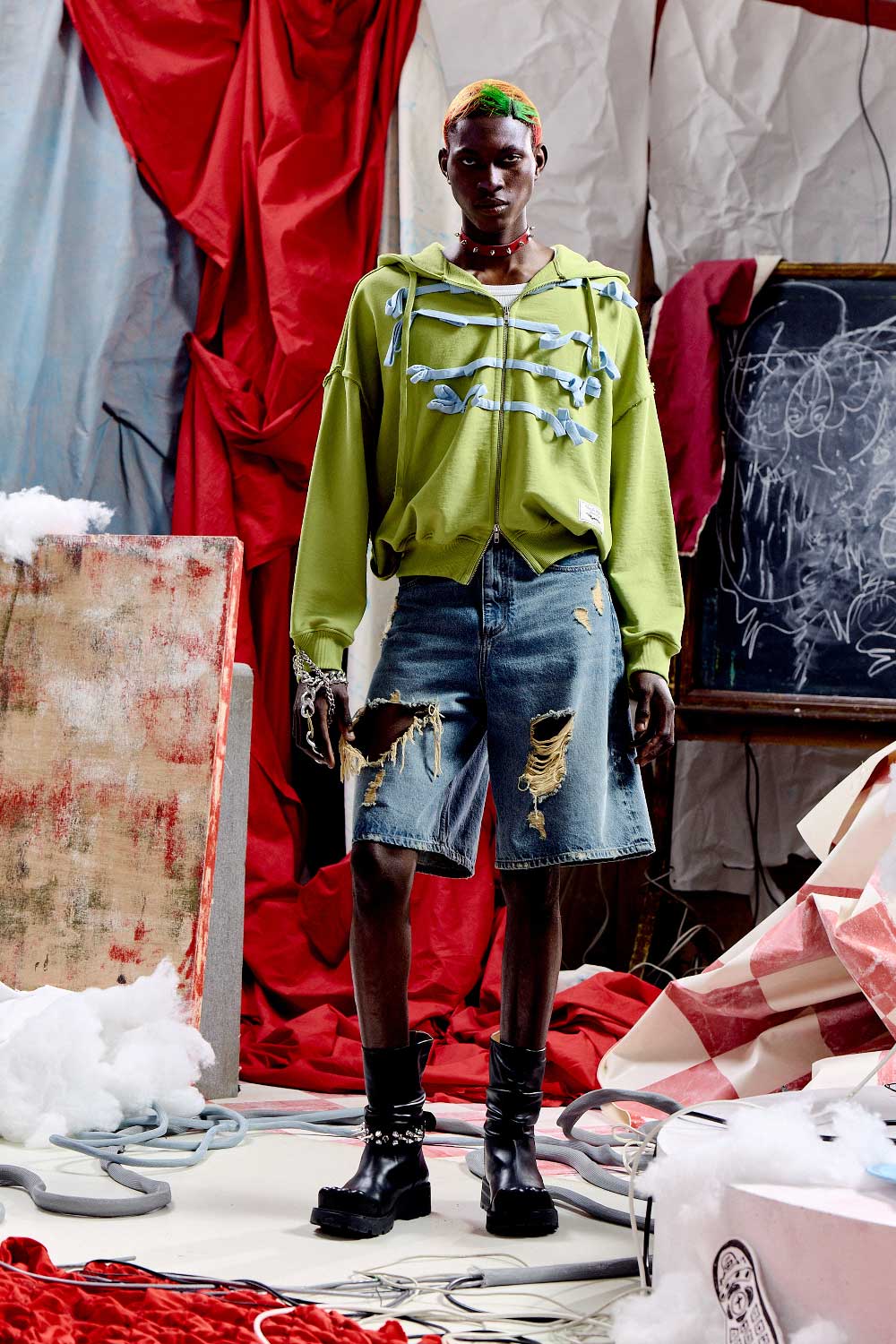Charles Jeffrey Loverboy SS27, moda para gente especial
