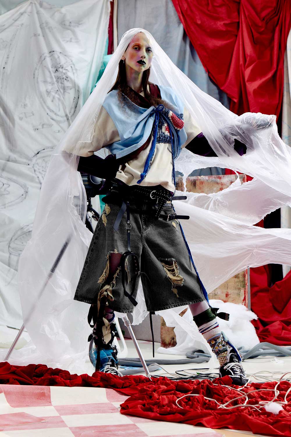 Charles Jeffrey Loverboy SS27, moda para gente especial